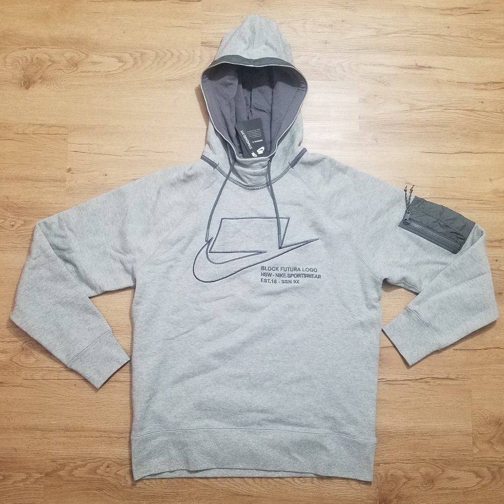 NIKE SPORTSWEAR Block Futura Logo Hoodie Pullover